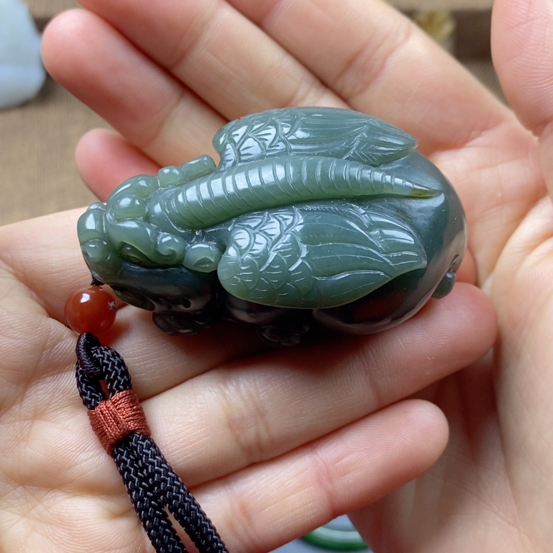 未镶嵌和田玉把件