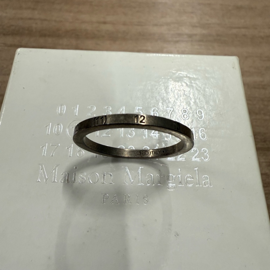 未使用 Maison Margiela/梅森马吉拉 银色做旧戒指 原盒4码/2440