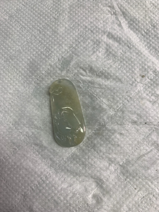 玉如军意翡翠珠宝