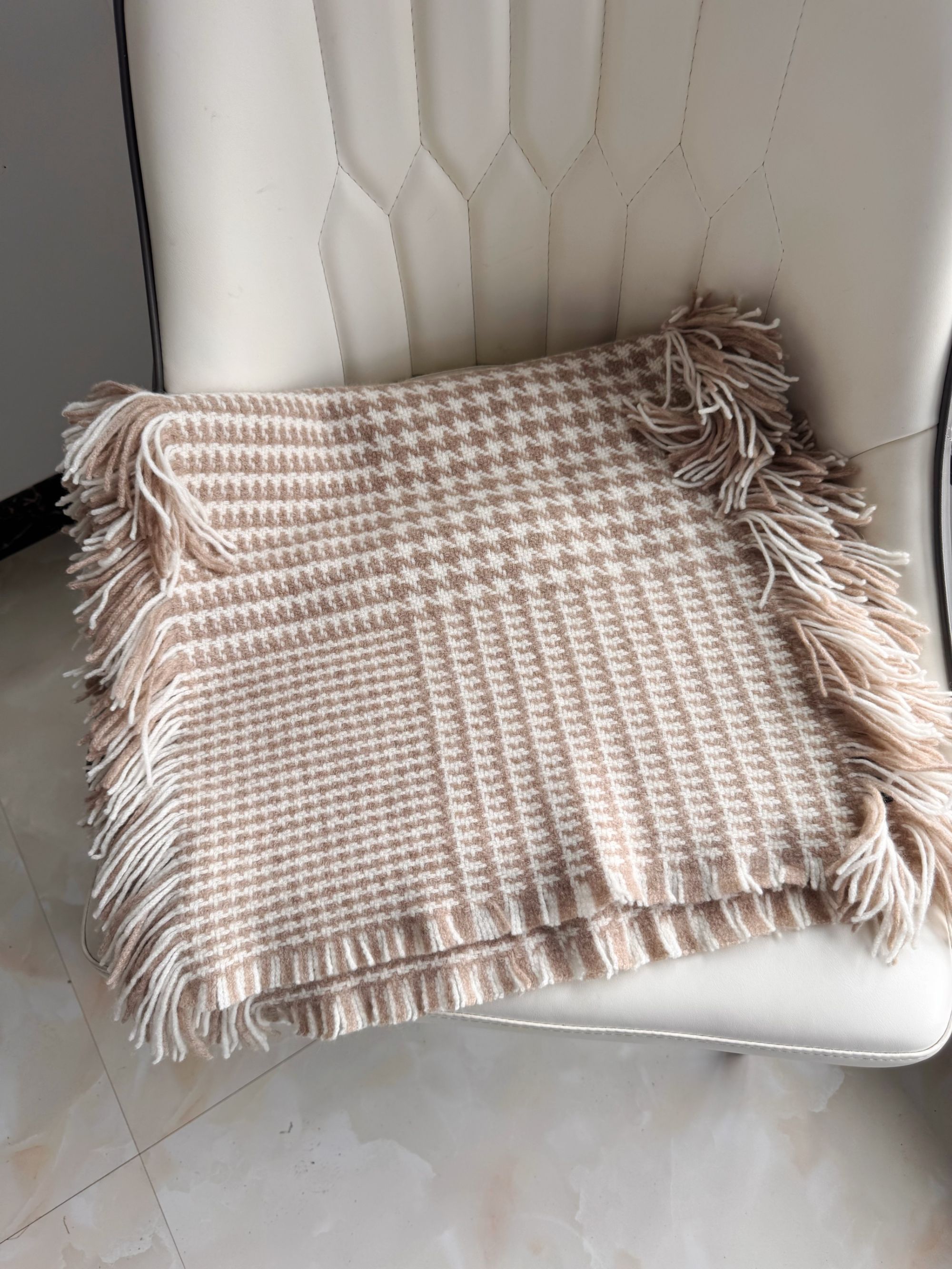 200*45CM山羊绒围巾小香风披肩（清货款 湖南仓库发货 介意勿拍）