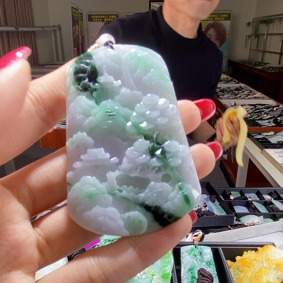翡翠未镶嵌颈饰翡翠
