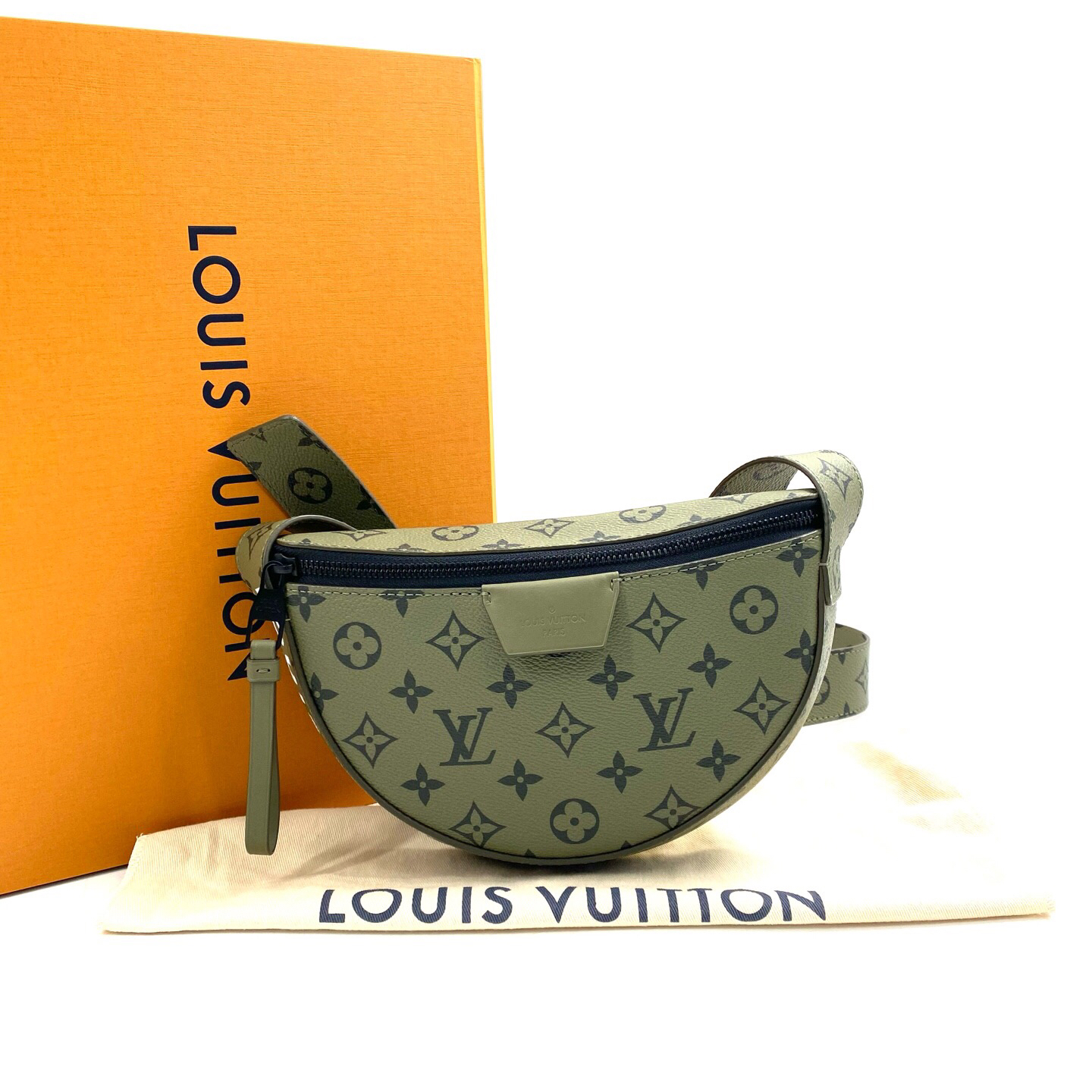 99新 LouisVuitton/路易威登 时尚限量绿色老花斜挎包 尺寸25/16
