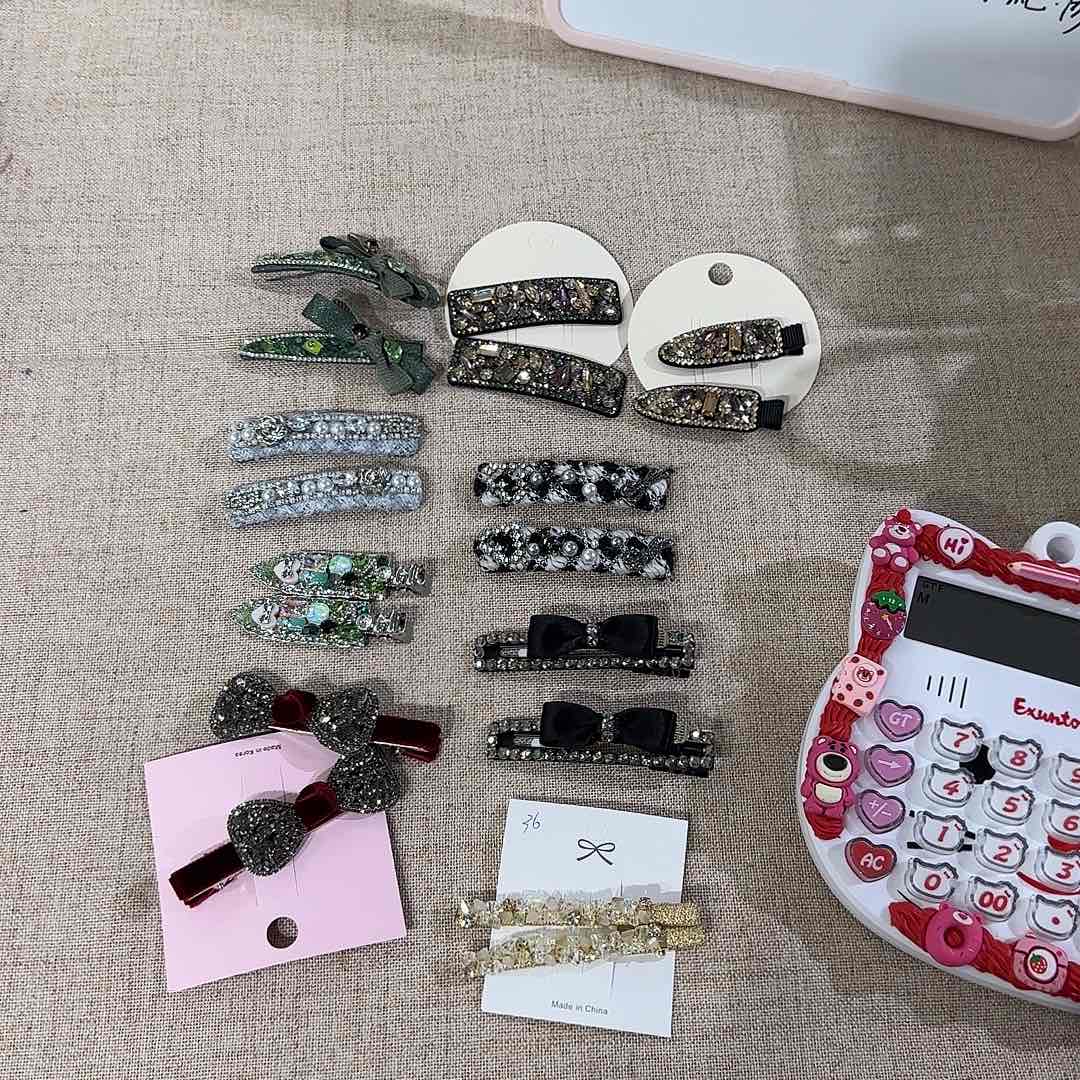 皮质铁合金夹子412