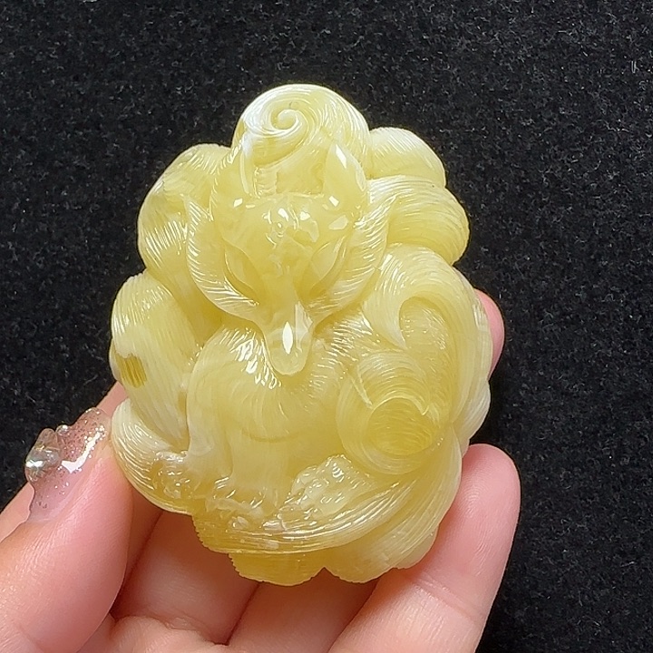 蜜蜡珠宝奇石未镶嵌