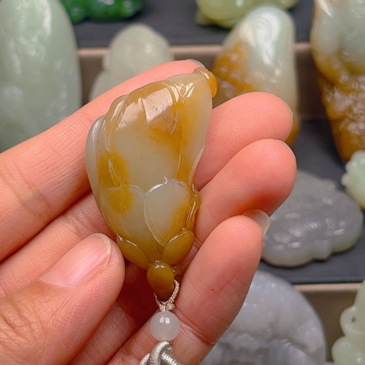 和田玉挂件未镶嵌