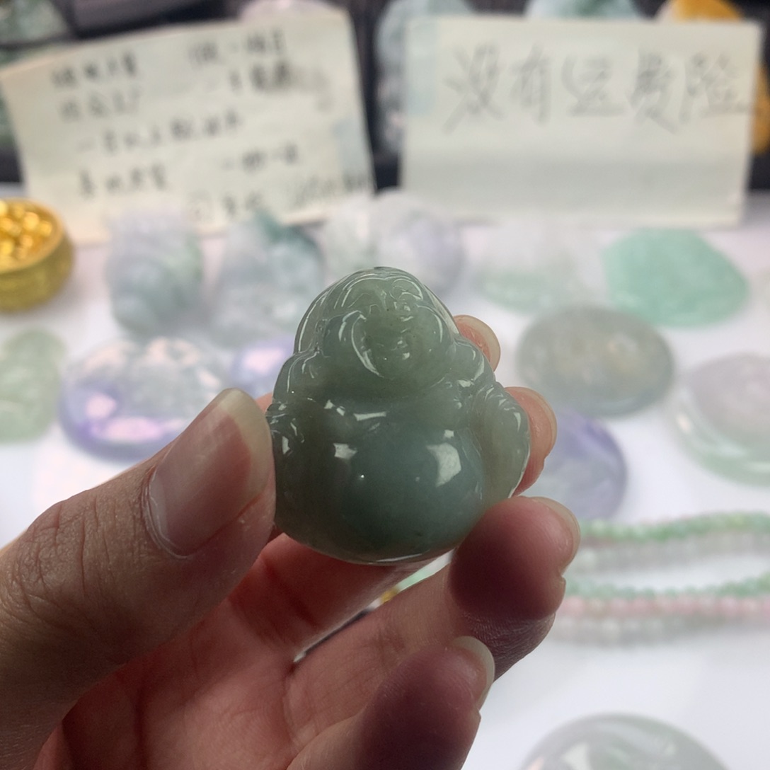 翡翠颈饰未镶嵌－