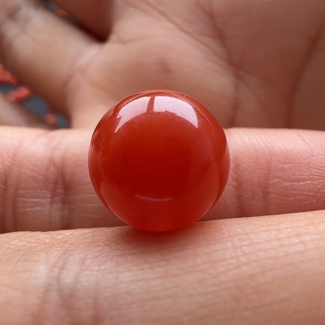 刘***山南红玛瑙未镶嵌圆珠11.3