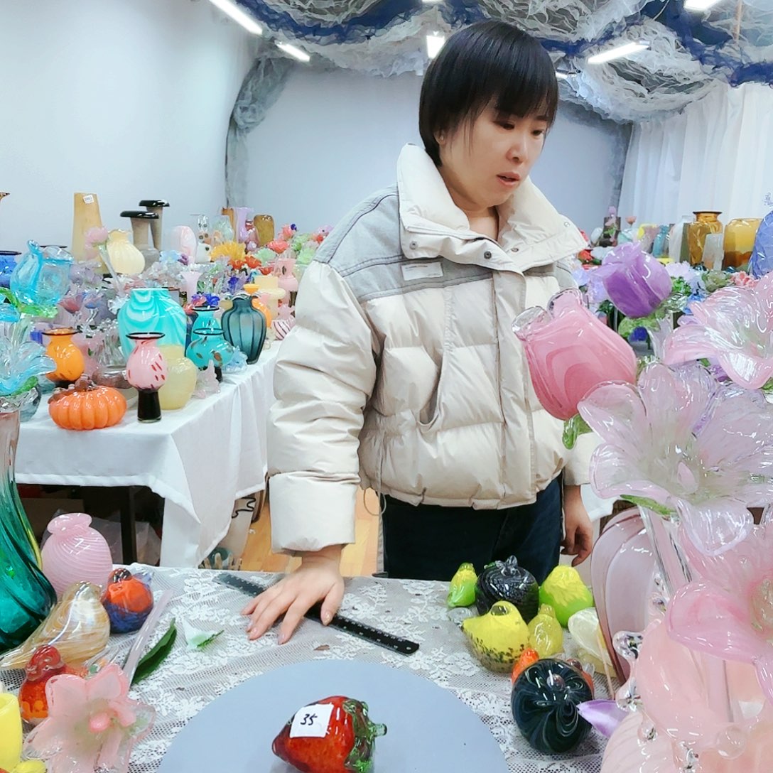 福利不退不换琉璃花瓶艺术品