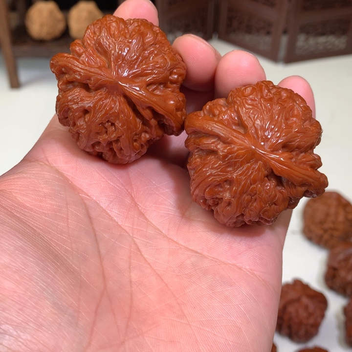 文玩核桃吊坠粗筋9.47