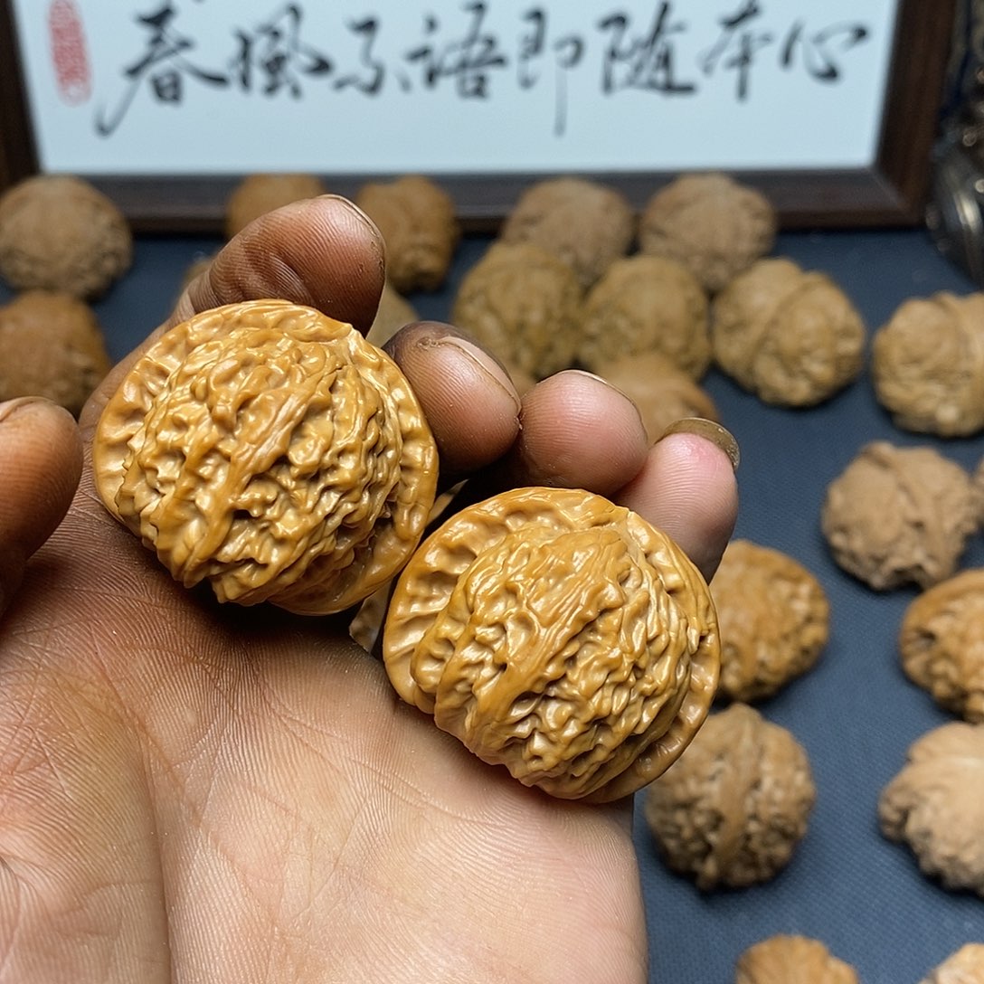 把件文玩核桃球白