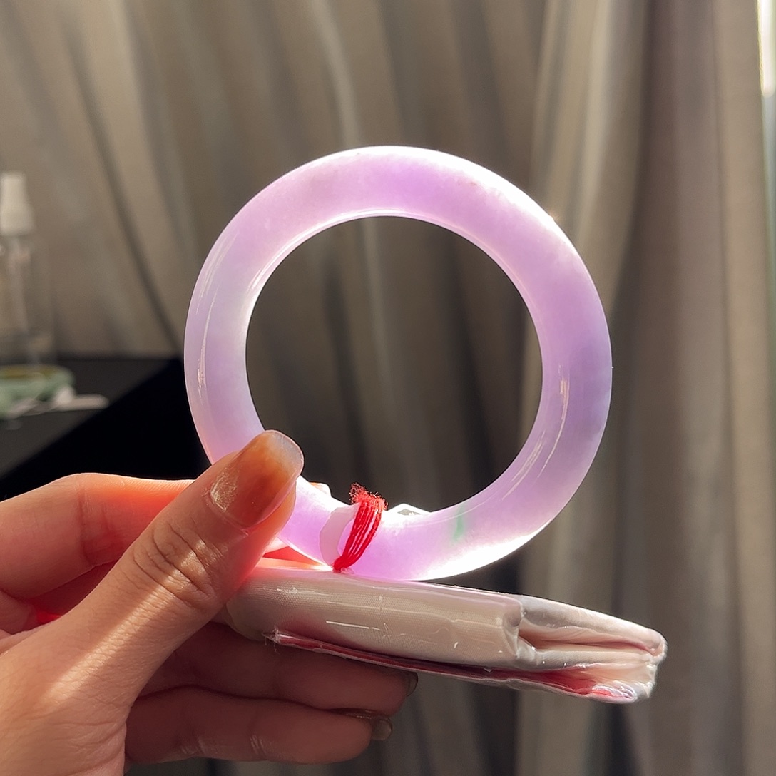 翡翠手镯未镶嵌天然