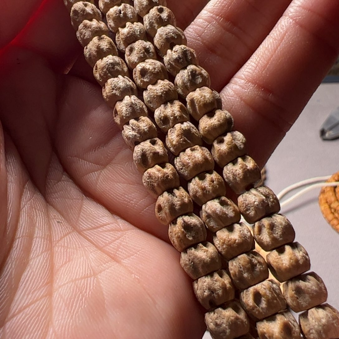 长***眠吊坠柏香籽/百香籽A9