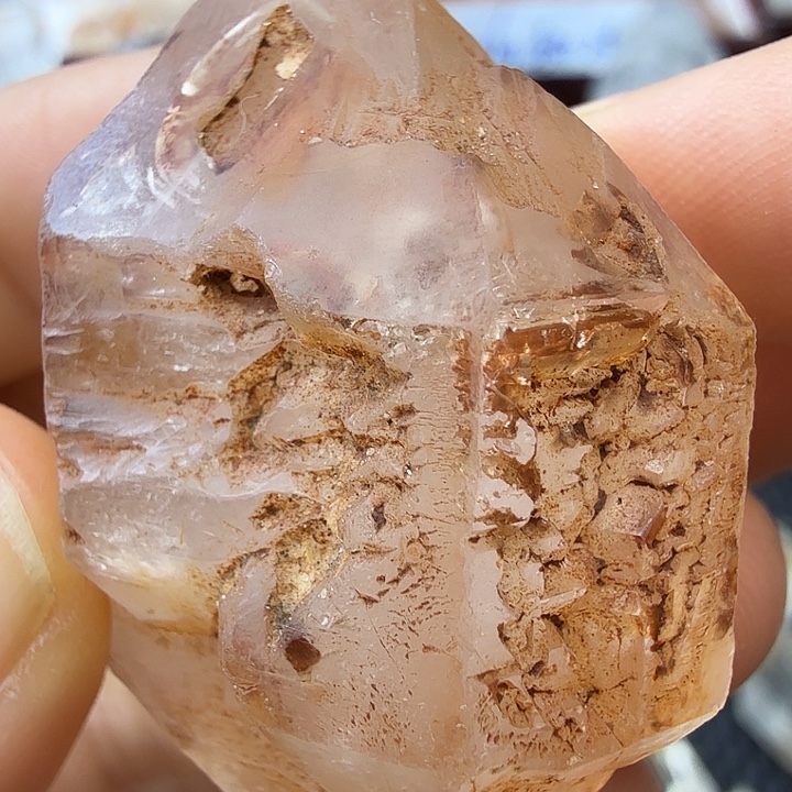 石材红泥骸骨水晶