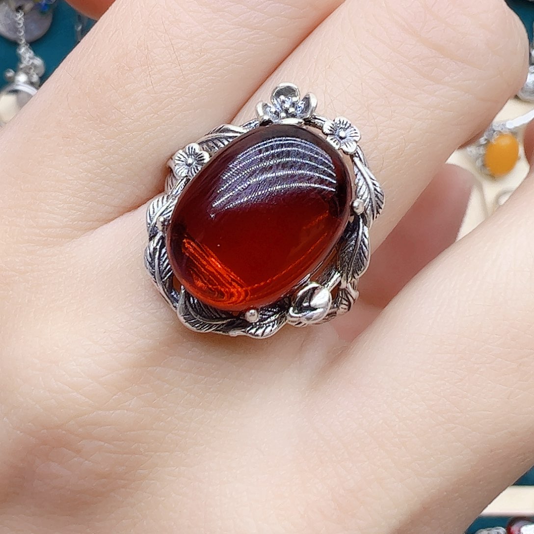 血珀戒指银S925镶嵌天然血珀