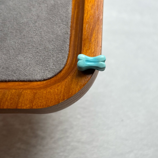 原矿绿松石高瓷精雕可爱骨头