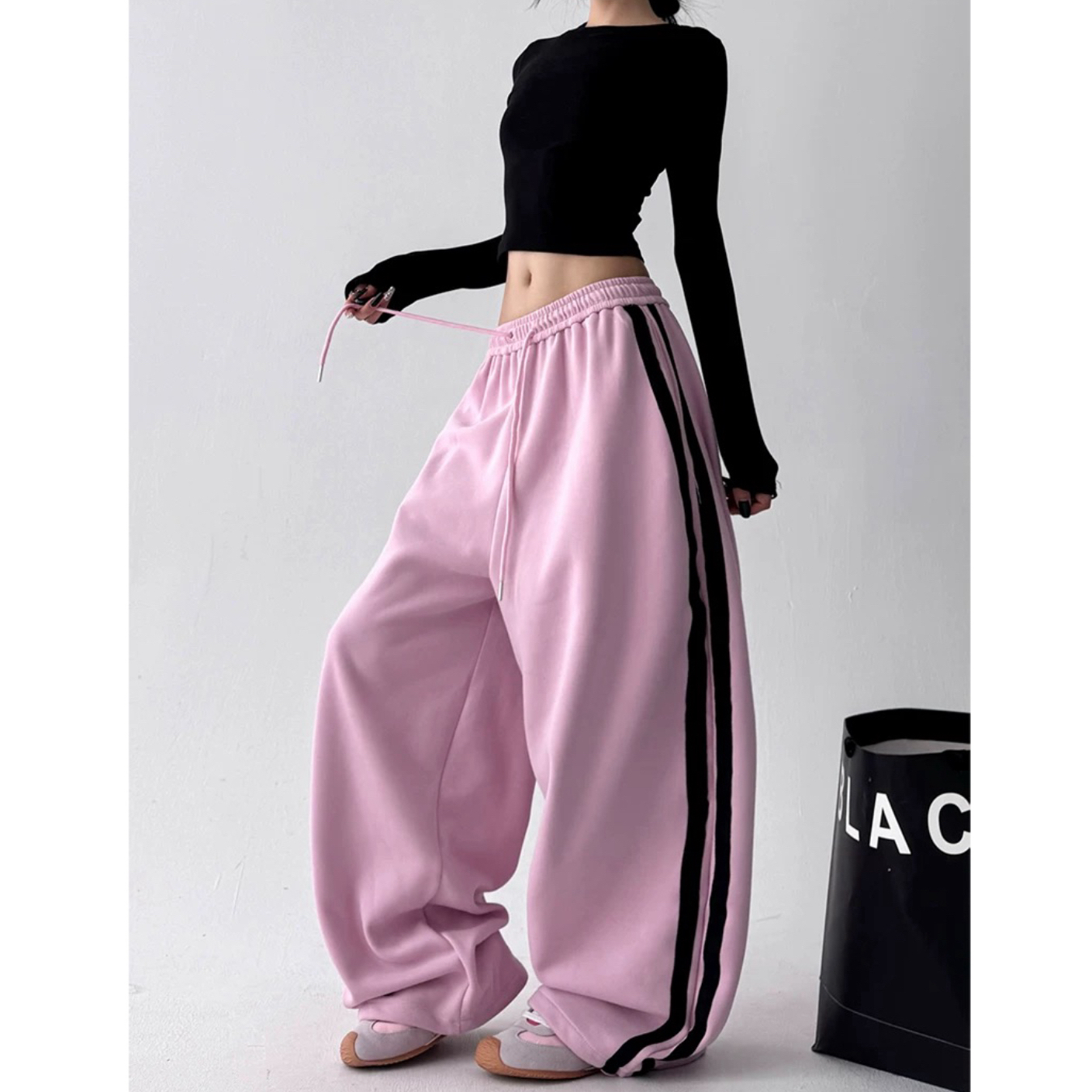 加绒版运动裤女2025冬季新款宽松舞蹈服阔腿休闲裤加绒加厚工装裤