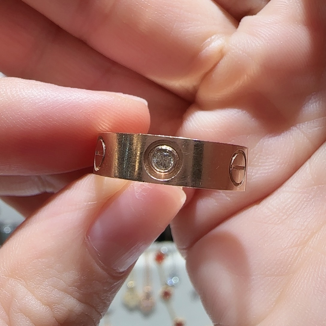 戒指18K金镶嵌钻石戒指