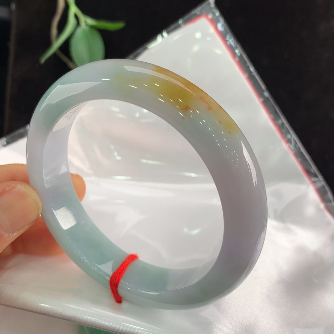 翡翠手镯未镶嵌微瑕0703