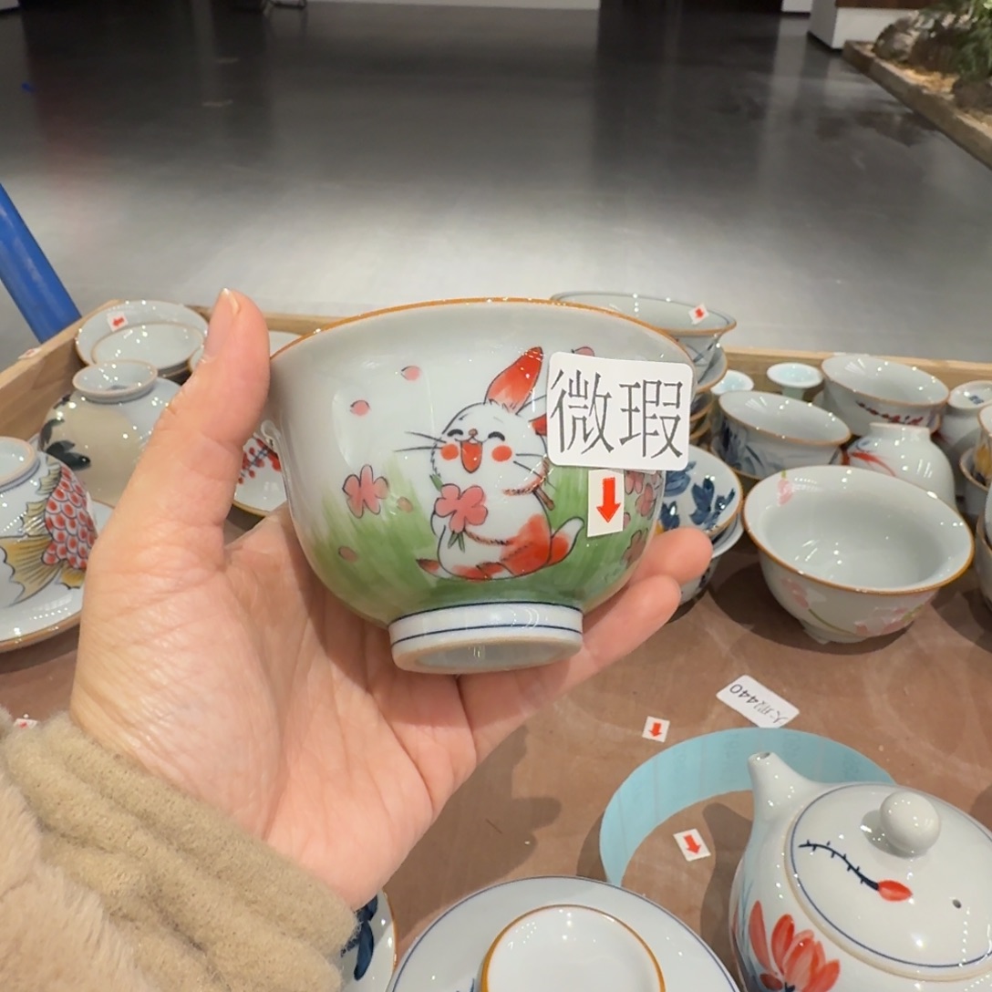 釉下手绘茶具微瑕