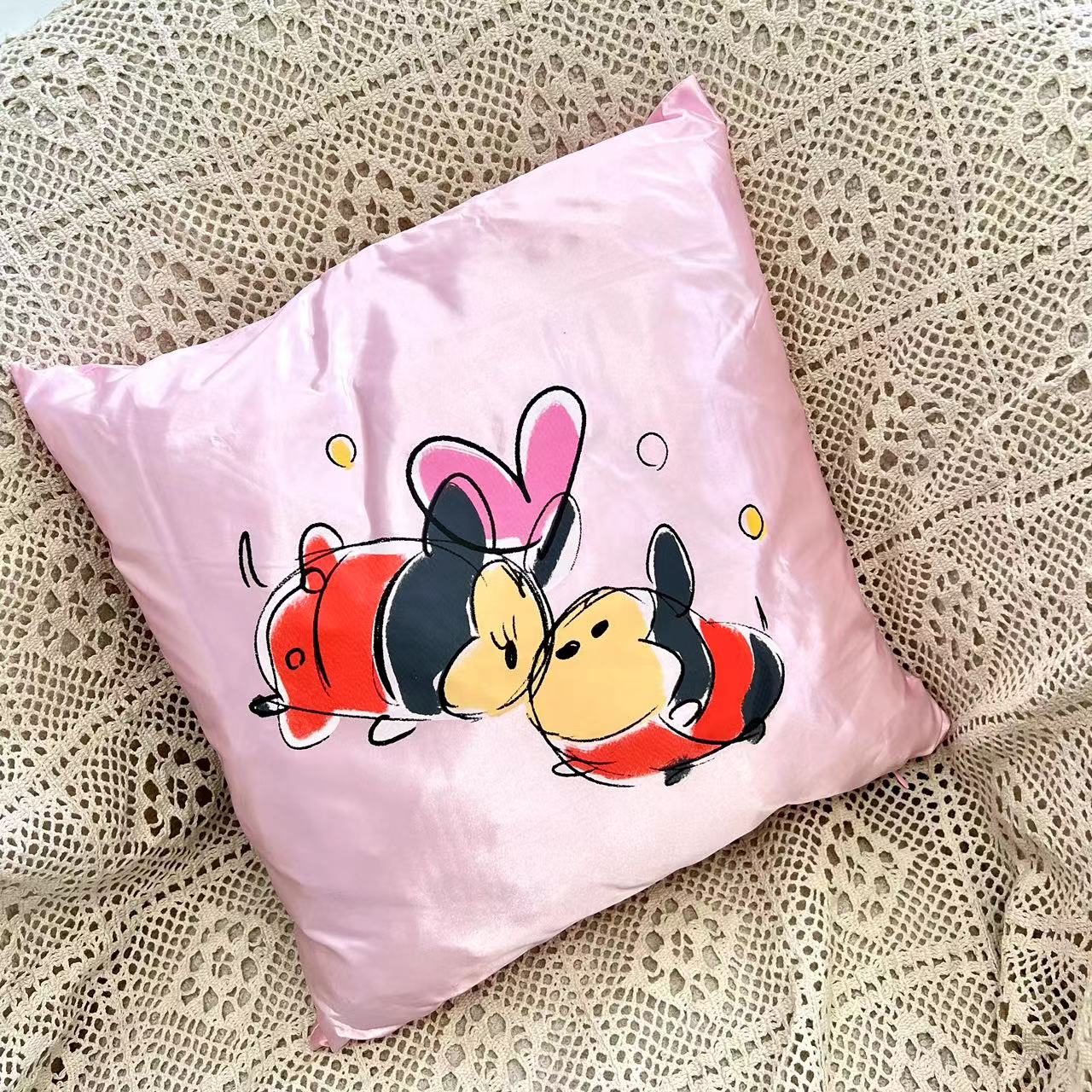 新款卡通抱枕R0821