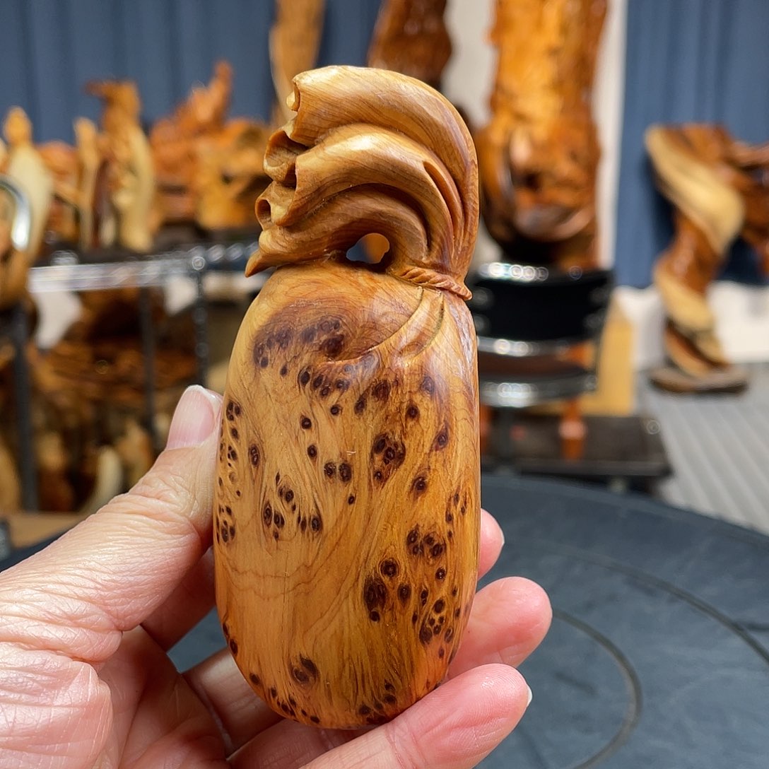 柏木（崖柏）手把件