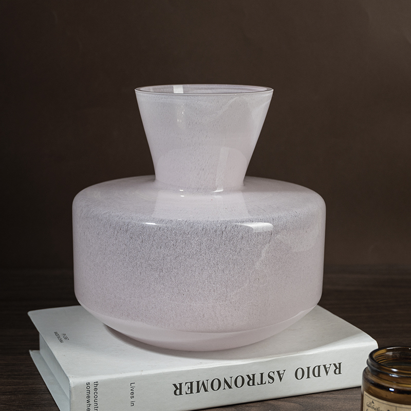 M704 现代化时尚质感家居装饰花瓶