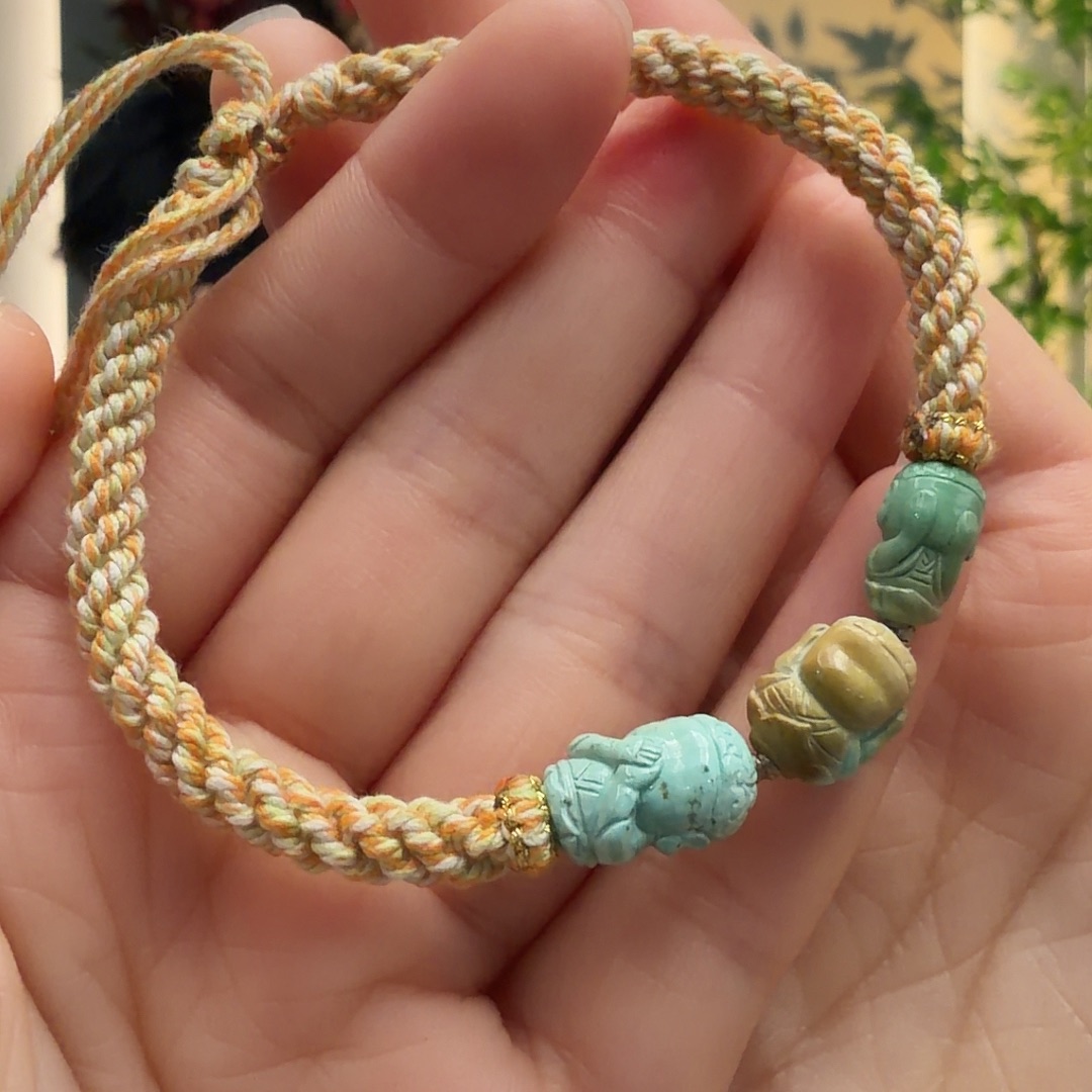 绿松石未镶嵌颈饰