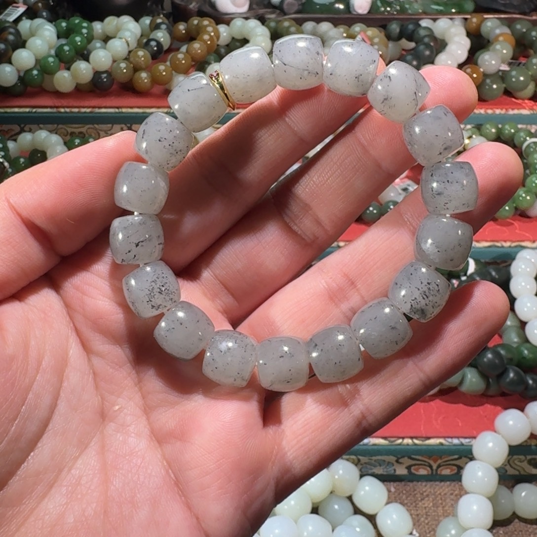 和田玉未镶嵌手链