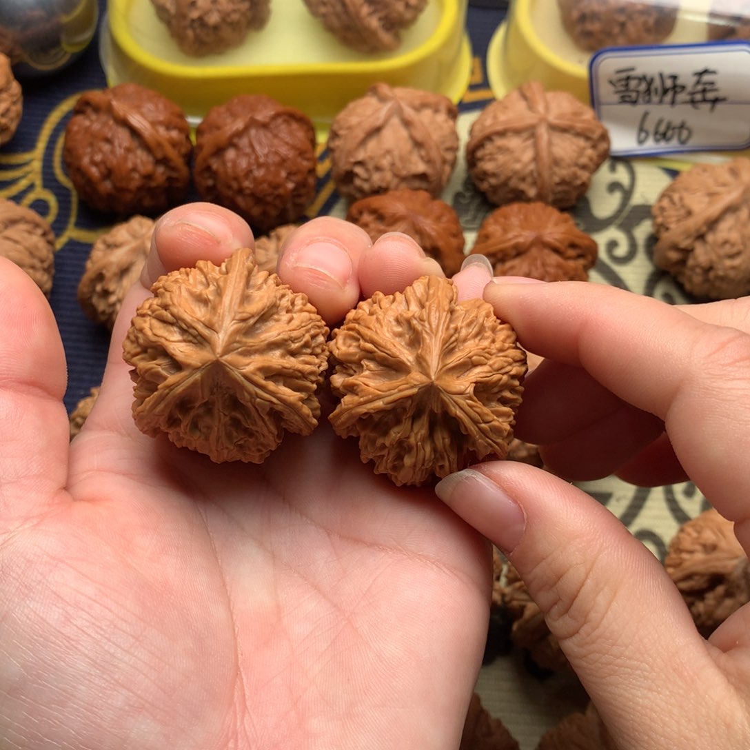 文玩核桃吊坠文山36