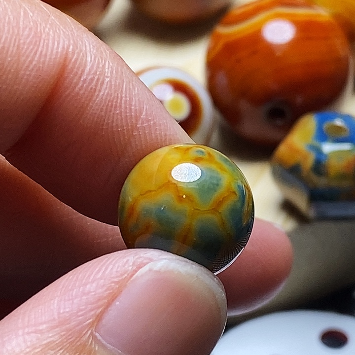 爱***年玛瑙/玉髓未镶嵌颈饰