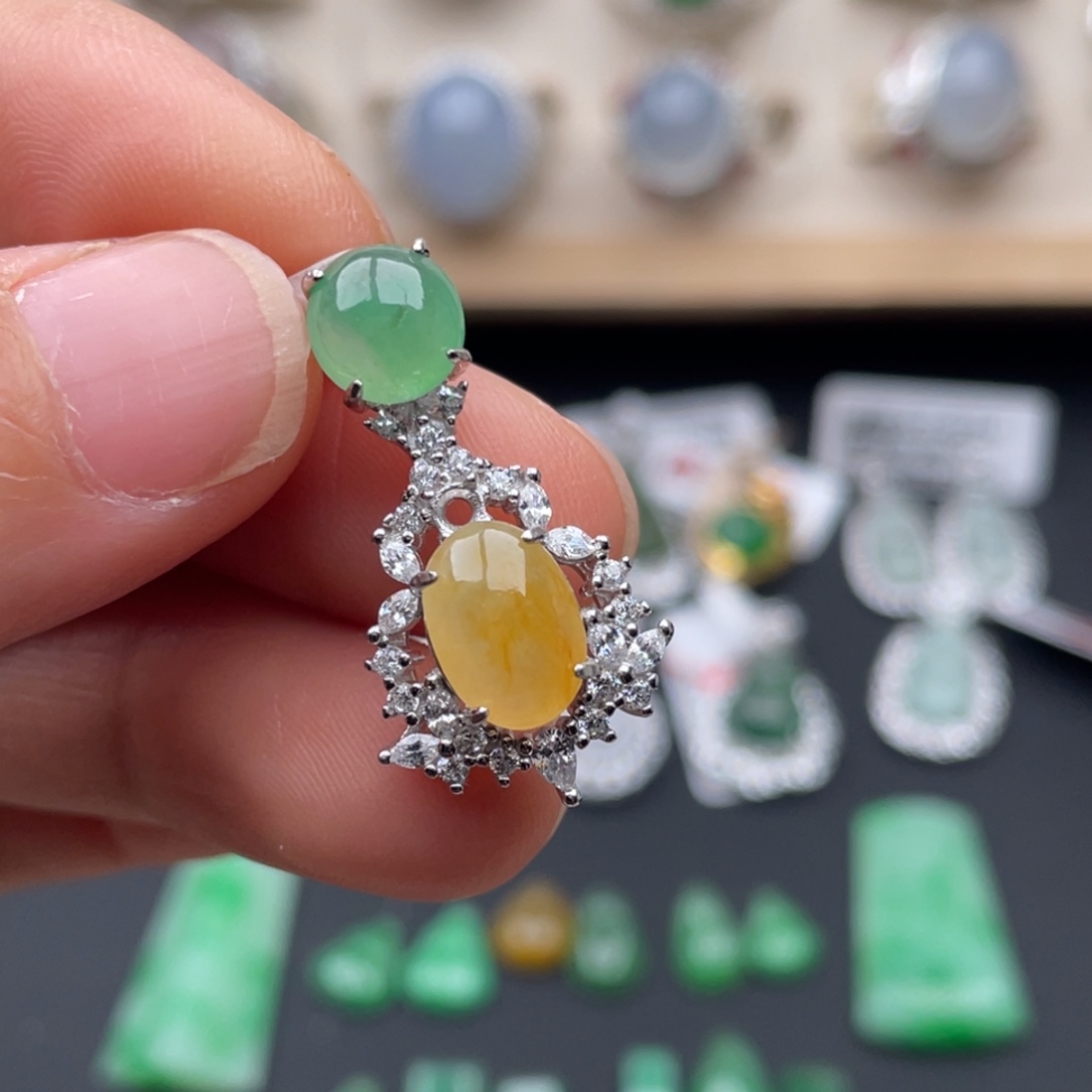 翡翠未镶嵌吊坠(不含链)