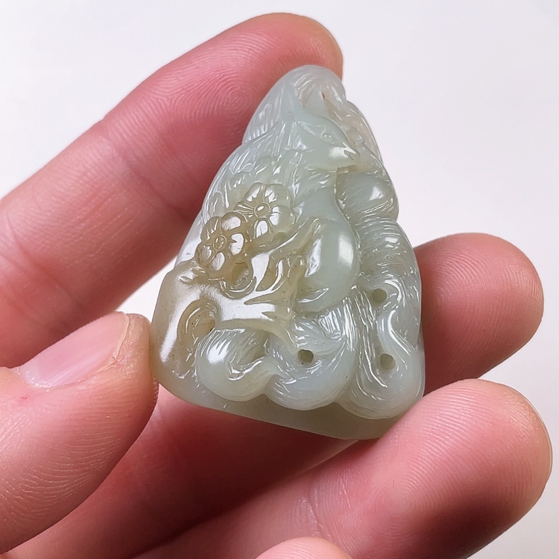 和田玉（糖玉）颈饰未镶嵌