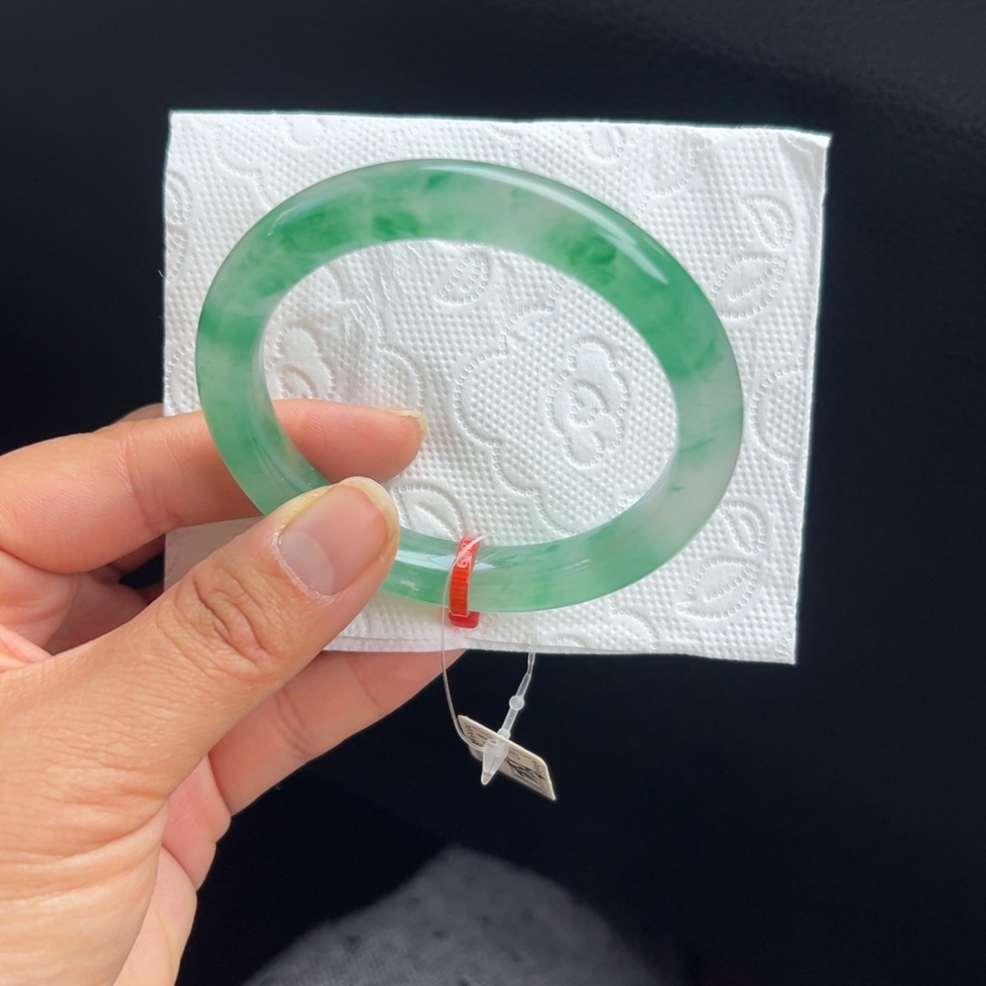 石英质玉未镶嵌手镯非洲翠5354