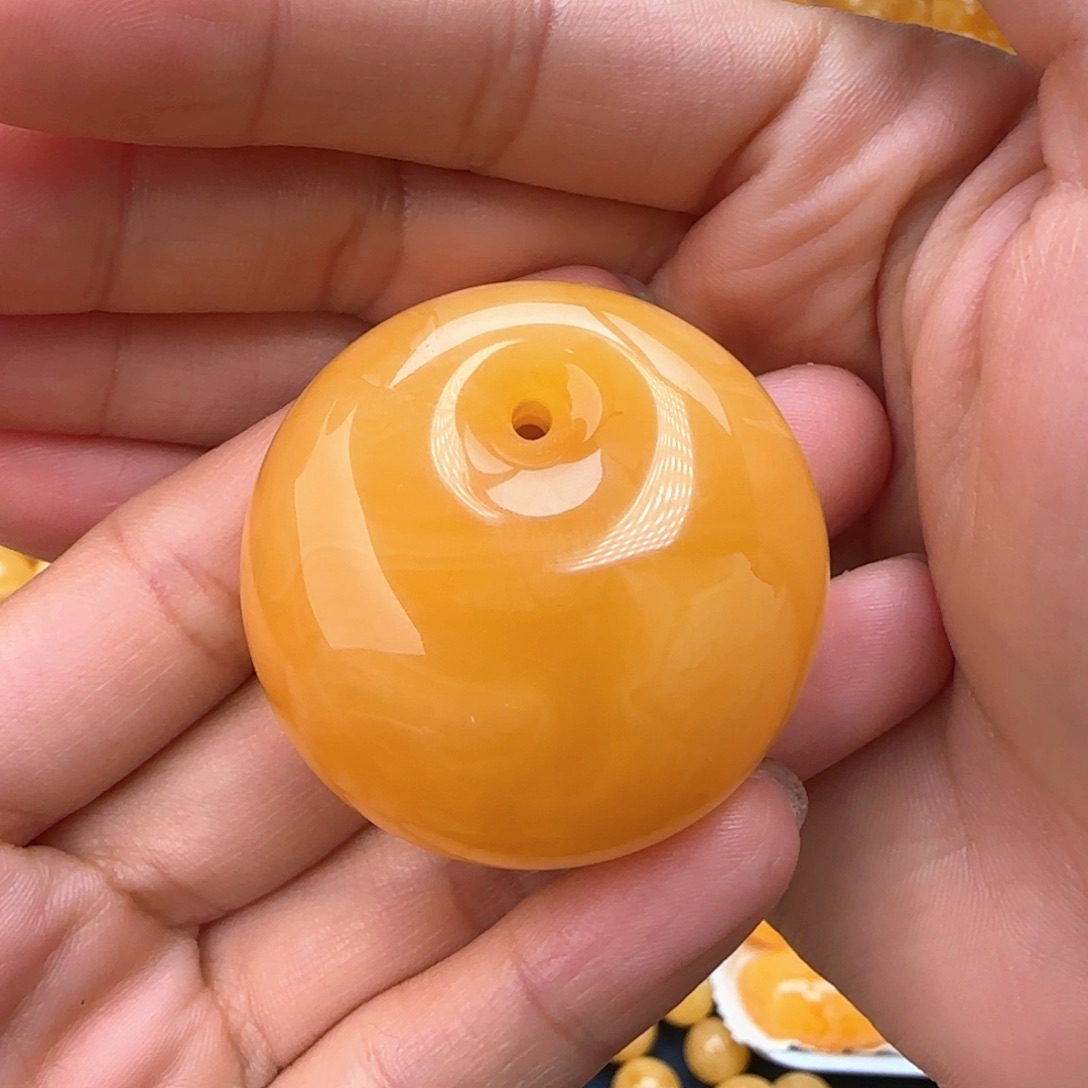 琥珀颈饰未镶嵌年**八公主扣挂件