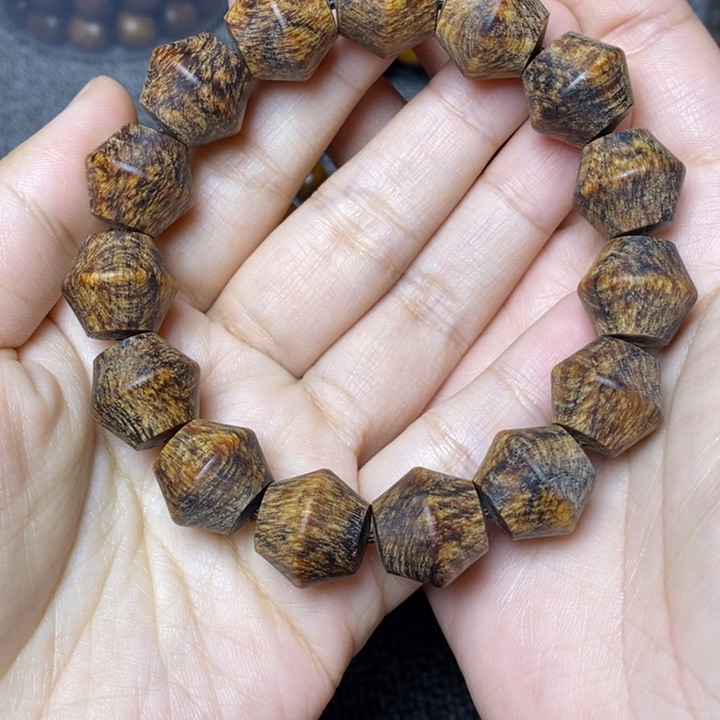 青***酒贡木手串印贡1516新款