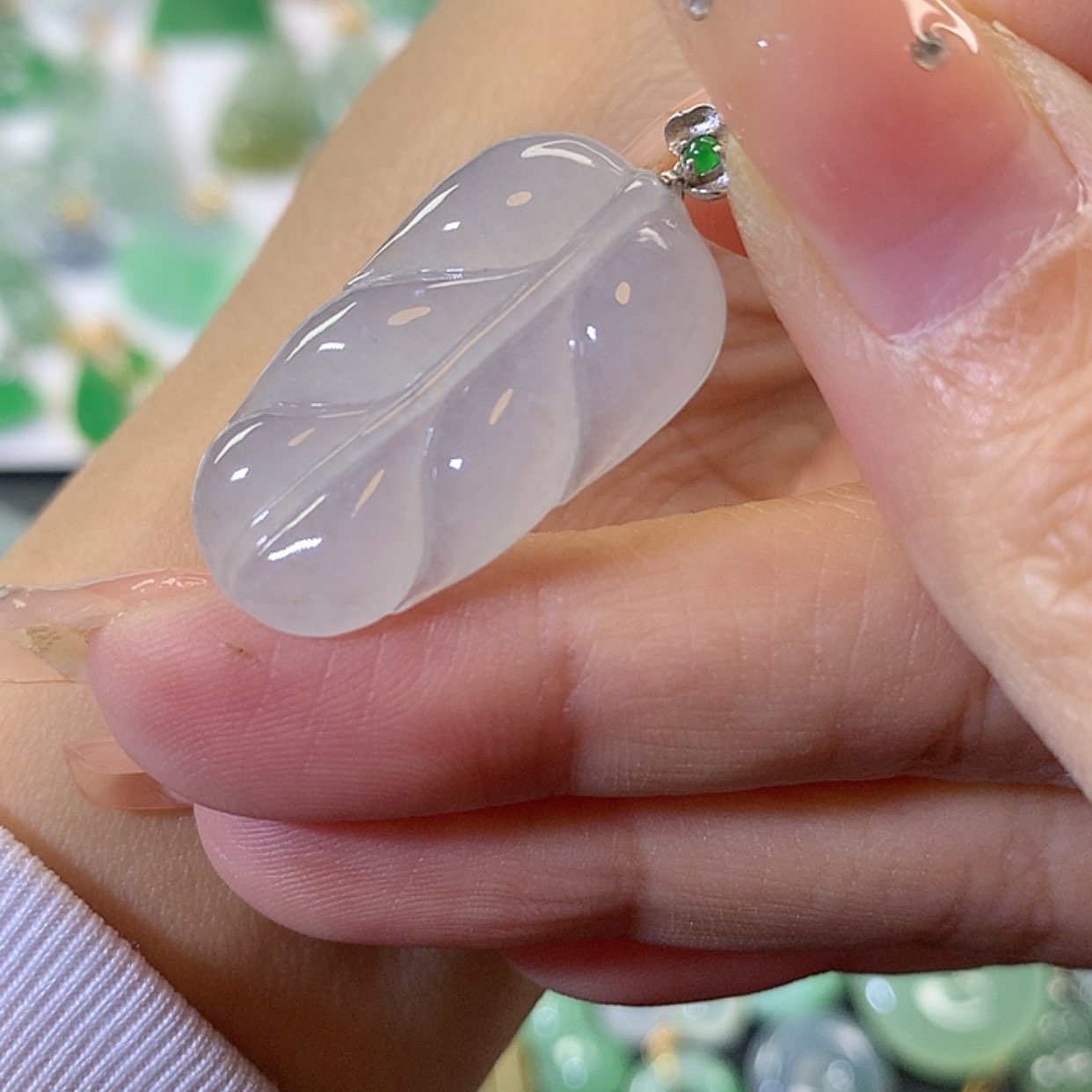 【闪购商品】翡翠吊坠(赠链)18K金镶嵌