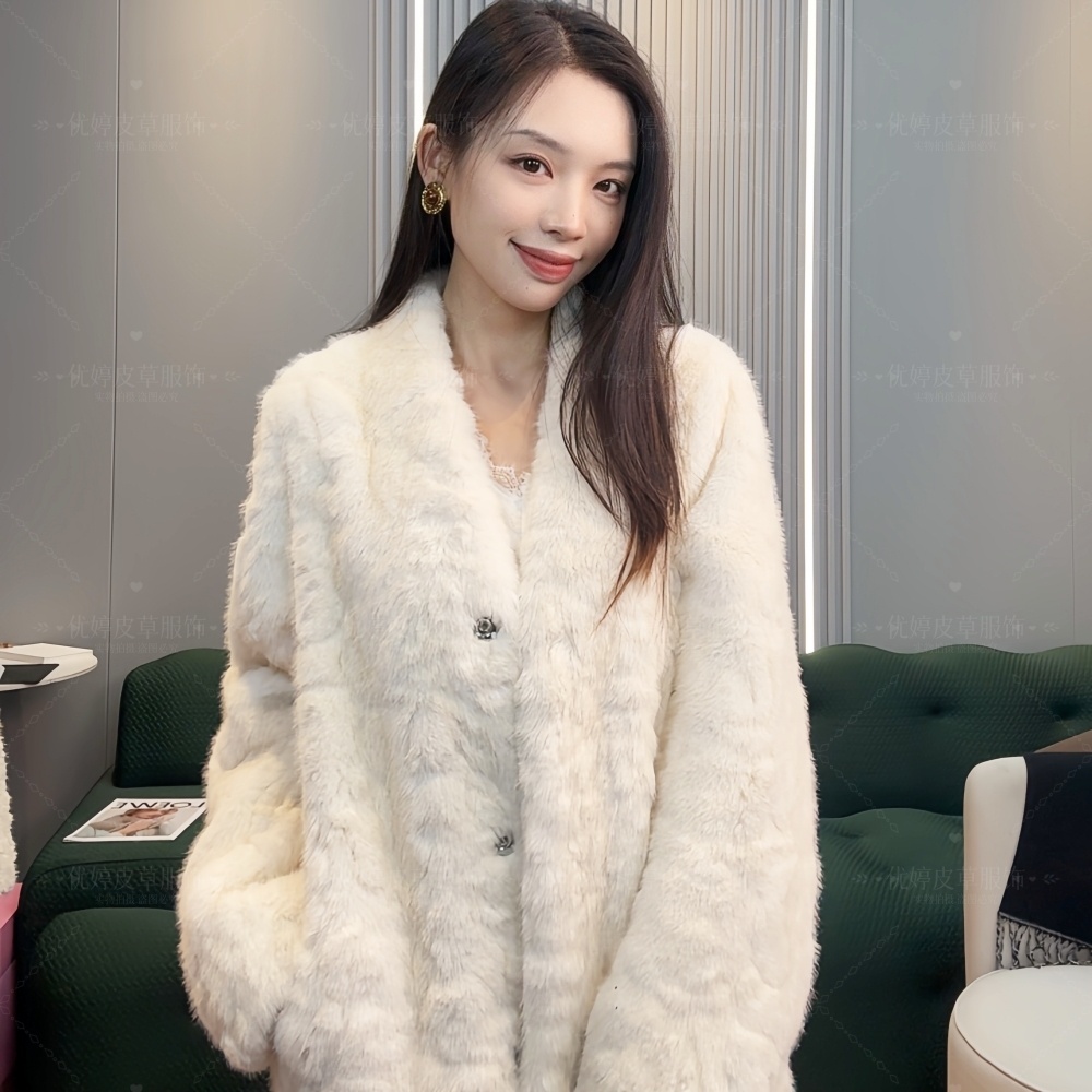 冬季新款皮毛一体外套女长款水貂绒环保毛毛仿皮草花狐貂V领大衣