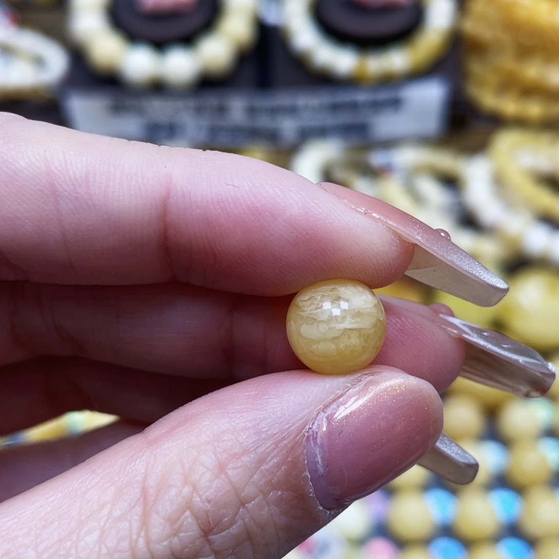 琥珀珠宝奇石未镶嵌10mm微微瑕
