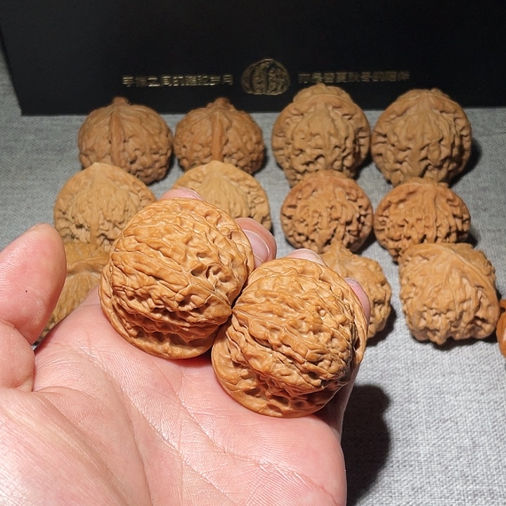 ****一文玩核桃吊坠111111