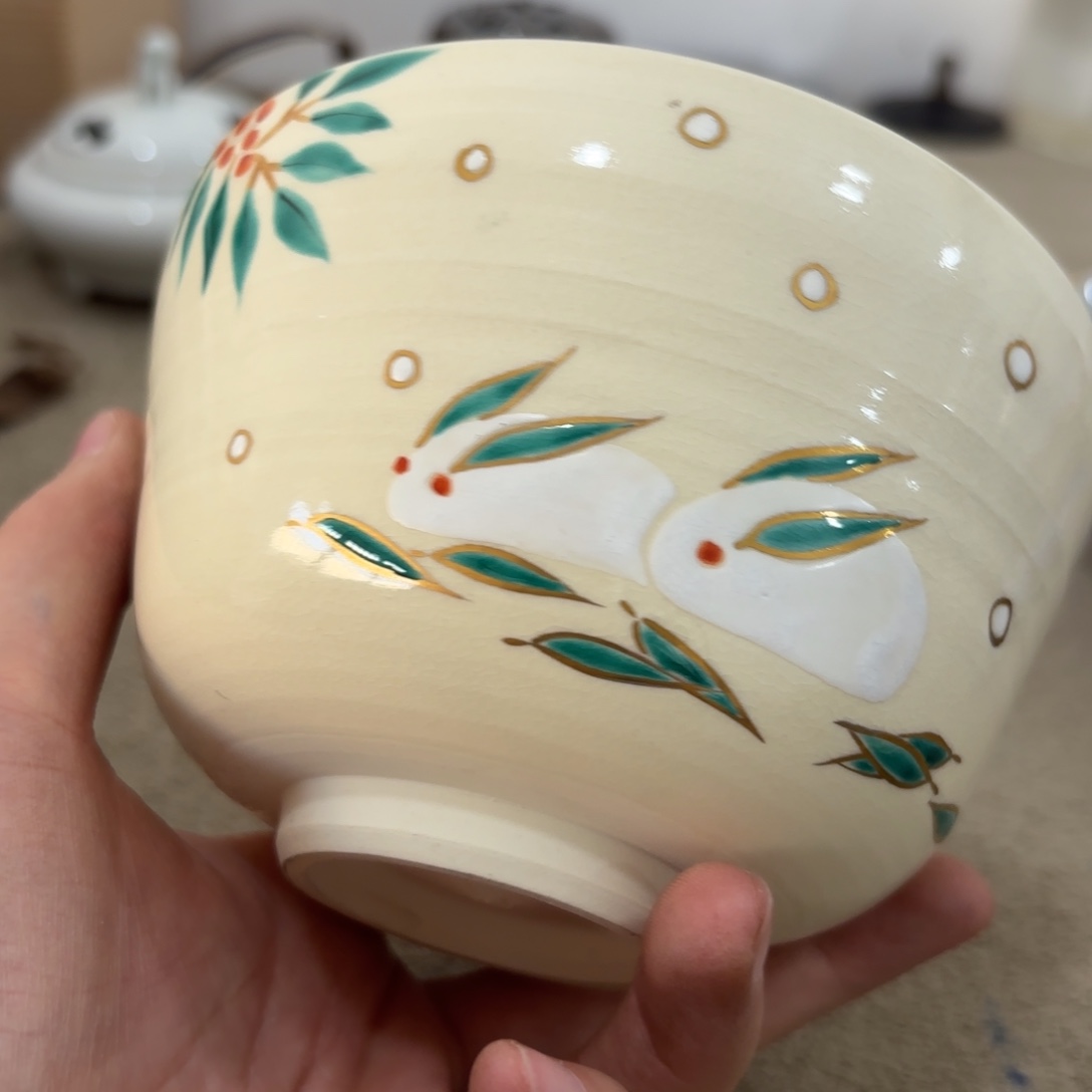 瓷片非常好看漂亮的物品 