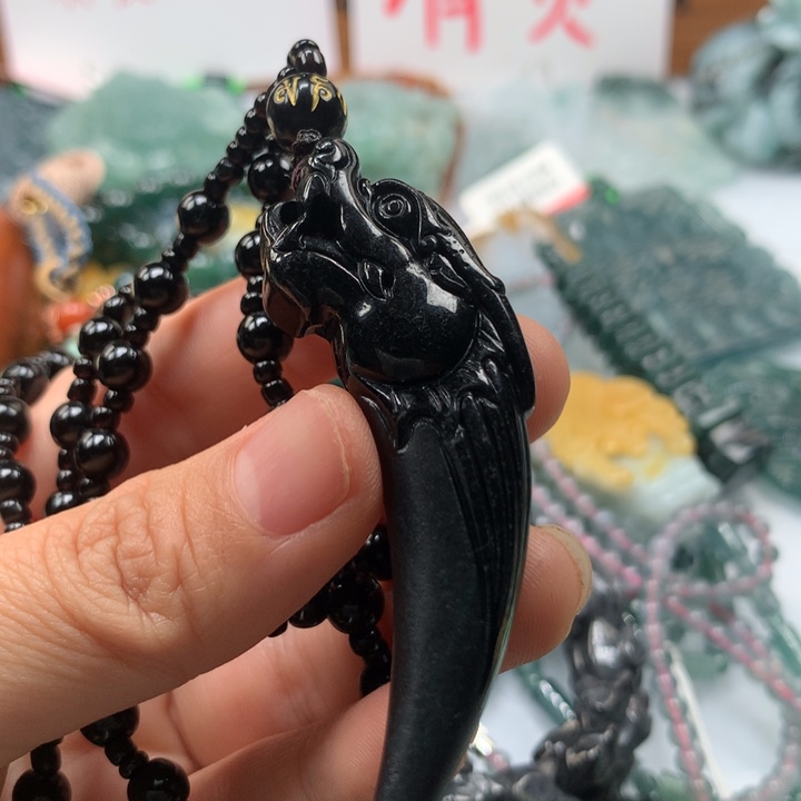 翡翠颈饰未镶嵌保真天然A货翡翠