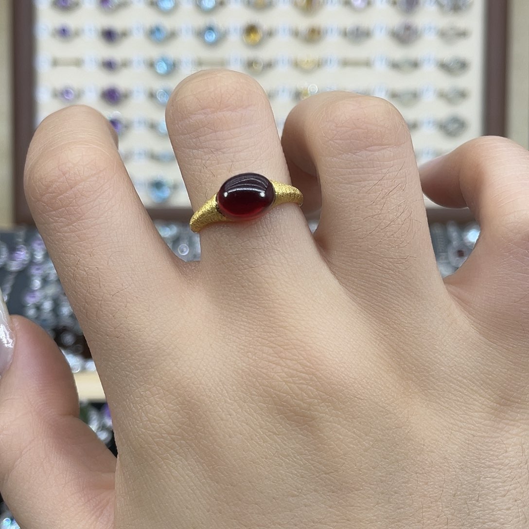 妮***妮石榴石戒指银S925镶嵌