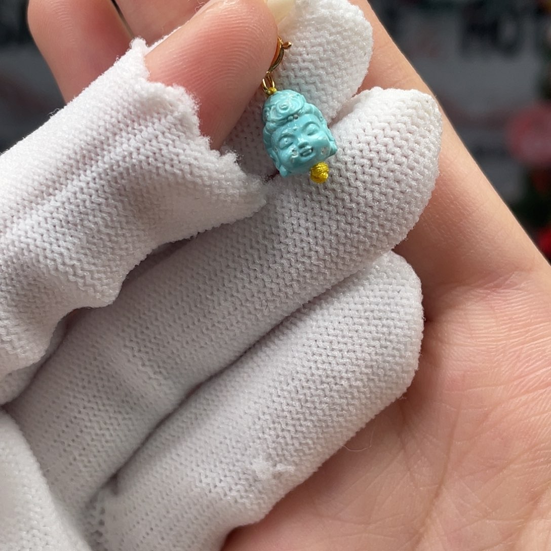 绿松石未镶嵌挂件