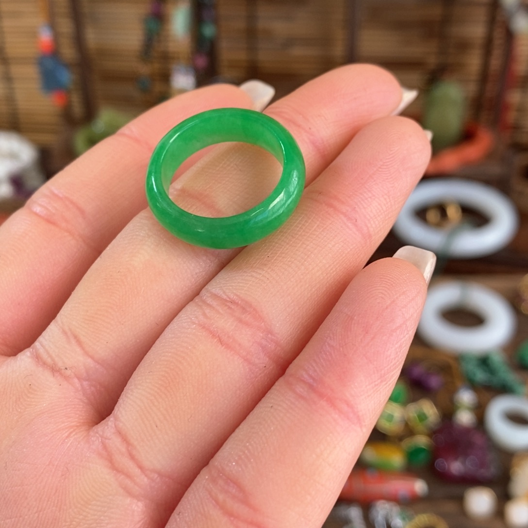 至***止翡翠未镶嵌戒指漂亮漂亮漂亮漂亮漂亮