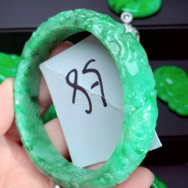 翡翠未镶嵌手镯手镯