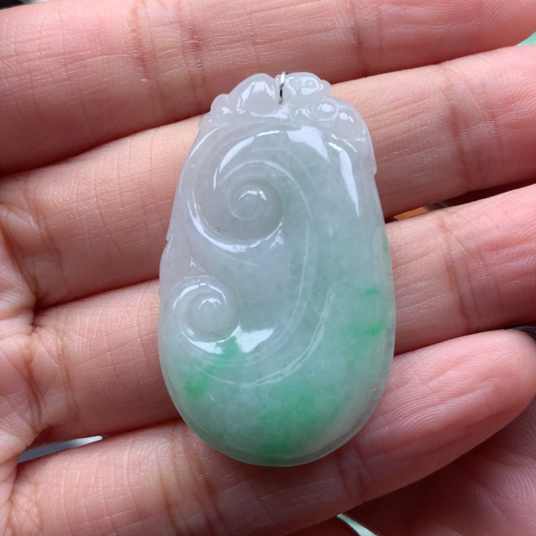 翡翠吊坠(不含链)未镶嵌如意