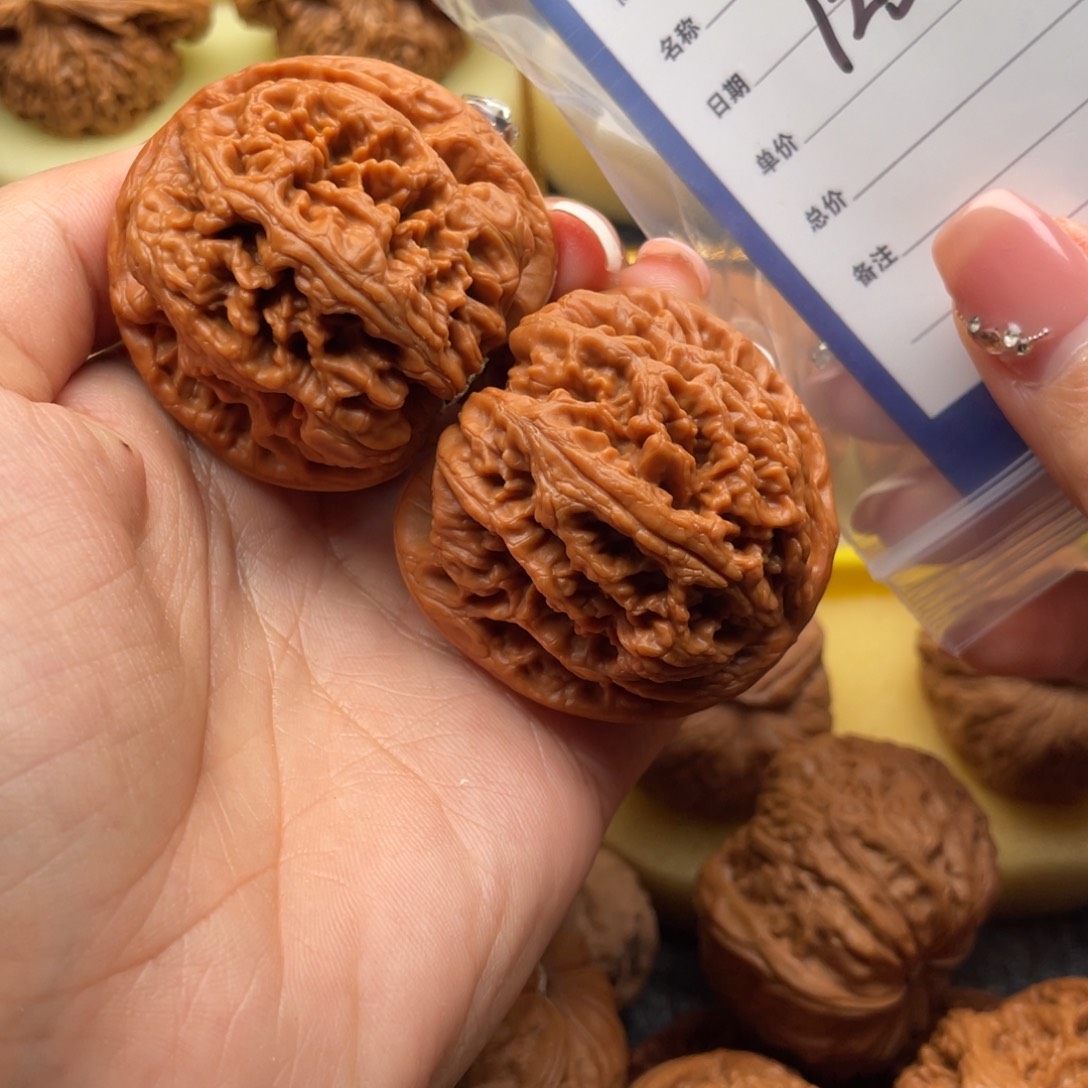 j***5吊坠文玩核桃125号43粗筋