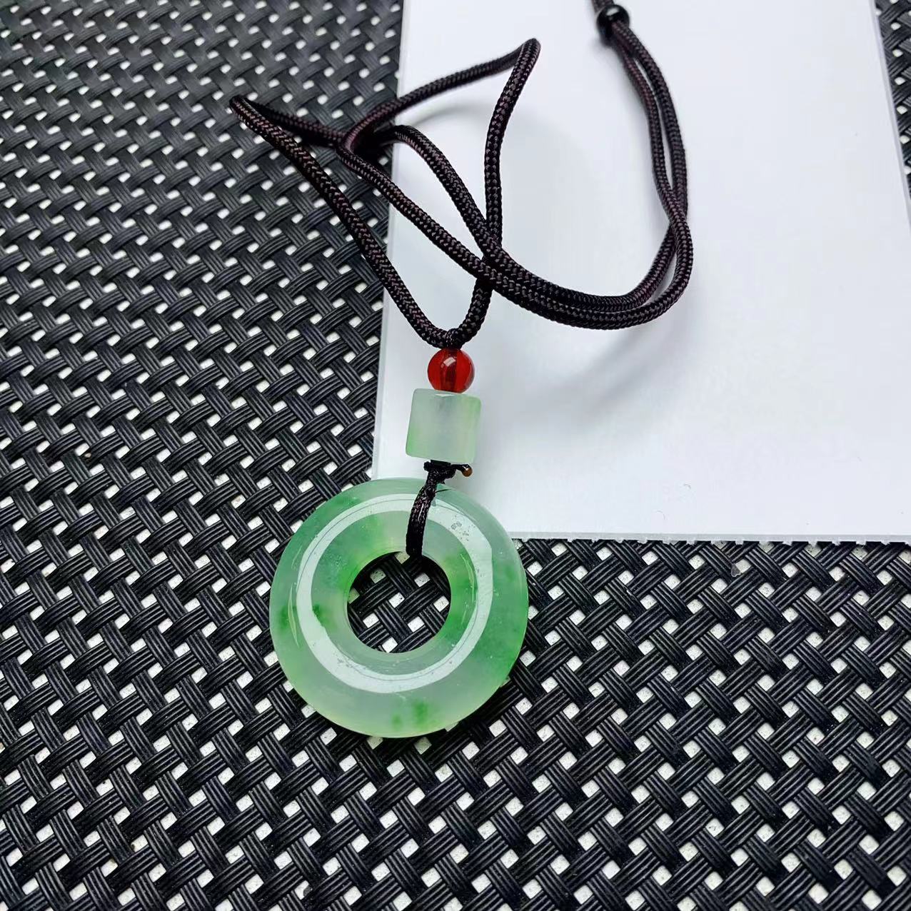 [石矿]A1467冰绿花甜甜圈吊坠设计轻奢时尚手链手串项链