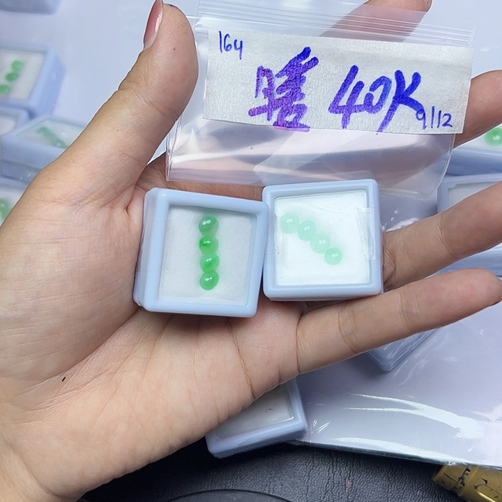 未镶嵌定制翡翠暖不