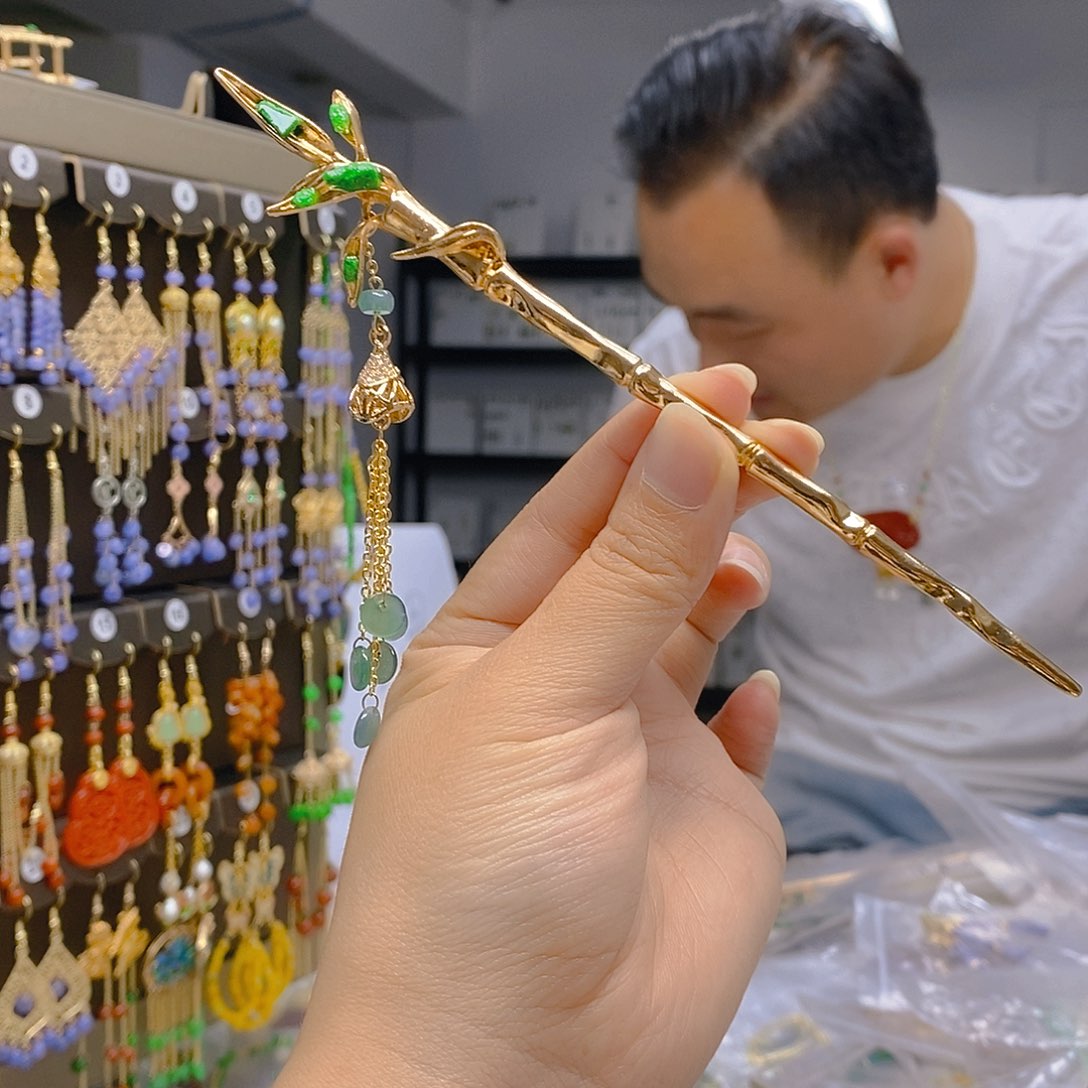 翡翠合金耳饰翡翠